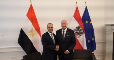 وزير الخارجية المصري يسلم رسالة خطية من الرئيس السيسي إلى المستشار النمساوي