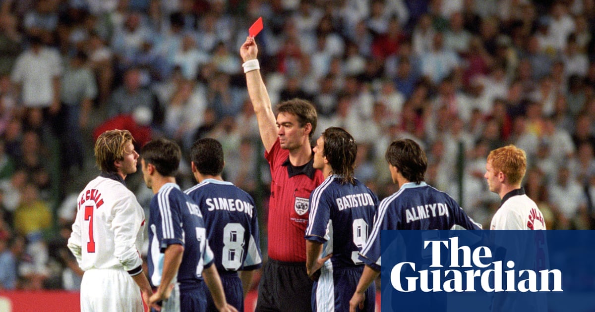 إعادة إحياء التنافس بين إنجلترا والأرجنتين: لاعبون يستذكرون لحظات كأس العالم 1998 و2002