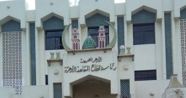 الأزهر يحظر الأقلام الزرقاء في مراكز تصحيح الامتحانات ويفرض أدوارًا بالألوان