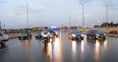 السلطات المصرية تبلغ عن أكثر من 1500 مخالفة مرورية وتضبط أغذية منتهية الصلاحية في حملات بالقاهرة