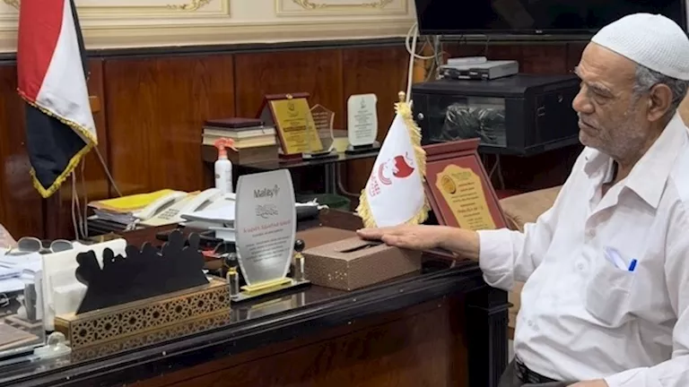 محافظ سوهاج يستجيب لشكوى مواطن خلال جولة ميدانية