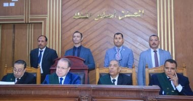 محكمة مصرية تستمع إلى إعادة محاكمة ستة متهمين في قضية "خلية العجوزة"