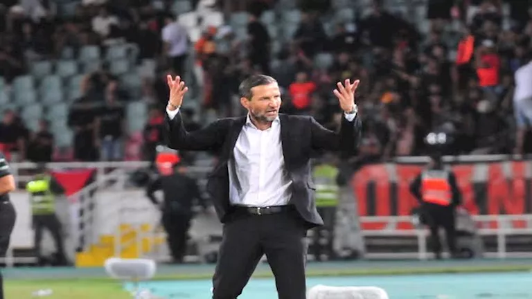 ثلاثة مدربين أجانب يدخلون سباق تدريب نادي الزمالك